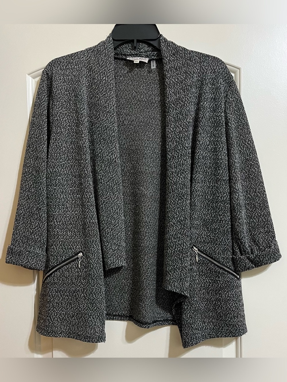 Carol Rose Black Gray White Open Front Knit Cardigan Silver Zip Pockets PETITE L